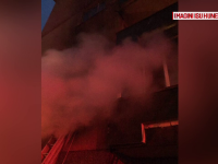 O ţigară uitată aprinsă l-a băgat în spital. 11 persoane au fost evacuate din bloc