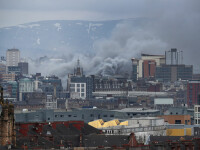 Incendiu de amploare în Glasgow. Nori de fum, văzuți de la mare depărtare