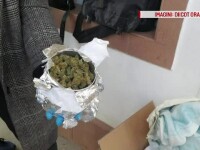 Flagrant pentru doi tineri din Bihor, care își comandau droguri prin firme de curierat