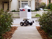 robot livrare