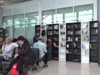 Biblioteca in aeroportul Sibiu
