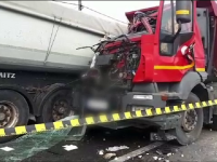 Accident cu 2 TIR-uri, în Argeș