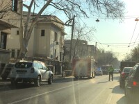 Accident în centrul Capitalei. 3 răniți după ce un șofer nu a acordat prioritate unui troleibuz