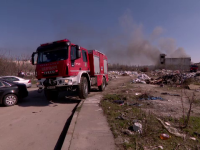 Nou episod de poluare în București. Au ars gunoaie depozitate ilegal
