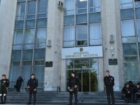 Guvernul a cerut instituirea stării de urgenţă în Republica Moldova