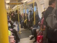 Oamenii iau cu asalt metroul, în ciuda restricțiilor