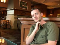 Un astrofizician a ajuns la spital cu patru magneți blocați în nas în timp ce inventa un colier anti-coronavirus