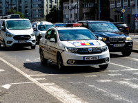 Fost casier la Academia Română, cercetat pentru o delapidare de 3,1 milioane de lei. Făcuse plăți pentru persoane decedate