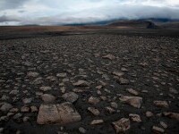 O regiune vulcanică latentă în ultimii 800 de ani dă semne de trezire în Islanda