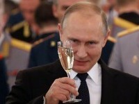 Deputaţii au adoptat legea care îi permite lui Vladimir Putin încă două mandate prezidenţiale. Câți ani va avea