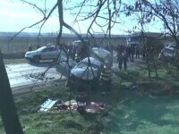 Grav accident în Dâmbovița, produs de un șofer de 75 de ani. Două persoane au murit