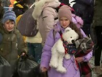 Imagini copleșitoare cu copii înghețați de frig, în vămile cu Ucraina. “Am stat opt ore afară, ca să intrăm în România”