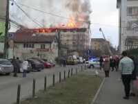 Incendiu violent într-un bloc din Timișoara. Mobilizare de forțe ale pompierilor