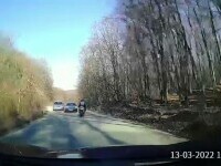 Un motociclist din Cluj a reușit să evite în ultimul moment o tragedie. Scena a fost filmată de o cameră de bord