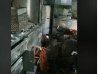 Ce mănâncă militarii ruşi aflaţi pe front? Ce au găsit soldaţii ucraineni în bucătăria unui camion militar - VIDEO
