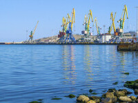 Explozii puternice în portul Feodosia. Rusia afirmă că Ucraina a atacat Crimeea cu 38 de drone