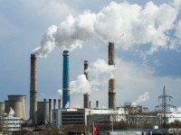 Analiză: Costurile de sănătate provocate de poluarea aerului din Bucureşti ajung la aproximativ 3.000 de euro de persoană