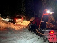 Pățania unor români care au mers la munte cu copilul de 5 ani și au ajuns pe un drum înzăpezit