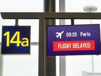 (P) Zboruri întârziate sau anulate? Iată care sunt drepturile pasagerilor în astfel de situații