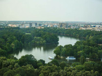 Meteorologii anunţă vijelii şi posibil grindină în Bucureşti, vineri seara