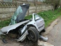 O șoferiţă de 74 de ani a murit după ce intrat într-un cap de pod în județul Giurgiu. A fost găsită încarcerată