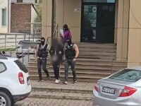 Traficant de droguri, prins cu focuri de armă. Ce au găsit polițiștii în locuința lui