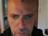 Freak show! Daca ai fi sef, i-ai angaja?