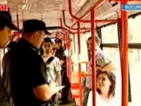 IMAGINILE ZILEI: Razie in direct la Stirile ProTV - cum au reactionat hotii de buzunare din tramvaie