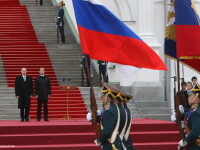 Vladimir Putin si Dmitri Medvedev