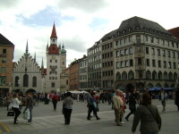 Germania, Munchen, oameni pe strada