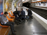 student roman jefuit in metroul din Paris