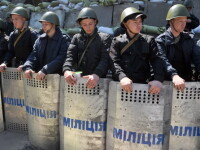Criza din Ucraina. 20 de insurgenti prorusi si un politist au fost ucisi la Mariupol. Acuzatiile Moscovei la adresa Kievului