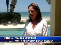 O femeie de 60 de ani si-a indeplinit dorinta de o viata. S-a plimbat cu un elefant pe o plaja din Florida