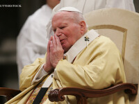 Controversatele insemnari ale papei Ioan Paul al II-lea au aparut si in romana. Ce spunea Sfantul Parinte despre Islam