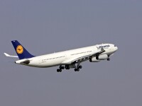 Un iordanian a incercat sa intre peste pilotii unui avion Lufthansa. Cine l-a 