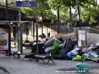 Migranti evacuati din Paris