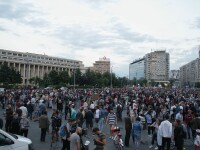 proteste piata victoriei, 12 mai - 1