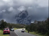Vulcanul Kilauea din Hawaii a erupt. Norul de cenușă s-a ridicat la peste 9.000 de metri