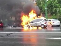 Mașina unui șofer din Brașov a luat foc în mers. Bărbatul a privit neputincios la flăcări