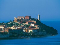 Insula italiană unde turiștii se pot caza gratuit. Există însă o singură condiție