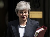 Theresa May a anunţat că demisionează, după eşecul de a ajunge la un acord pentru Brexit