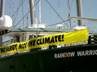 Nava-fanion a Greenpeace, la Constanța
