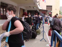 În ce condiții au plecat românii la muncă în Austria. Reguli speciale în tren