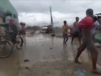 Haos în Filipine, în urma unui taifun. Mii de persoane evacuate și locuințe distruse