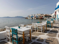 Grecia și-a redeschis terasele după o pauză de 6 luni