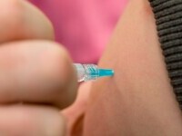 EMA a anunțat când ar putea fi aprobat vaccinul Pfizer/BioNTech pentru adolescenți