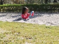 Iluzia optică a fetiței care se scufundă în beton ”topește creierul oamenilor”. Îți poți da seama ce s-a întâmplat, de fapt?