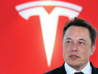 Elon Musk le-a spus angajaţilor Tesla: Reveniţi la birou sau plecaţi