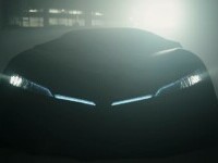 Automobilul electric „made in Romania” care va fi produs în serie limitată, testat de premierul Ciucă. Cât ține bateria