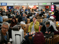 Haos pe aeroportul din Munchen. 60 de zboruri au fost anulate și câteva au fost deviate | FOTO